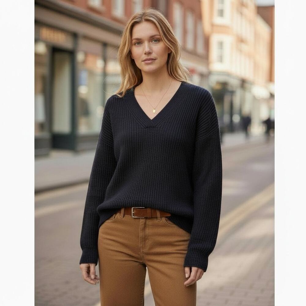 NWT Vince Wool/Cashmere Blend Navy Blue Ribbed V-neck Sweater XS